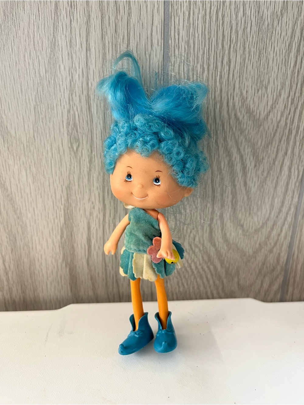 American Greetings Mattel 1982 Blue Hair Herself The Elf Doll Willow Song Doll